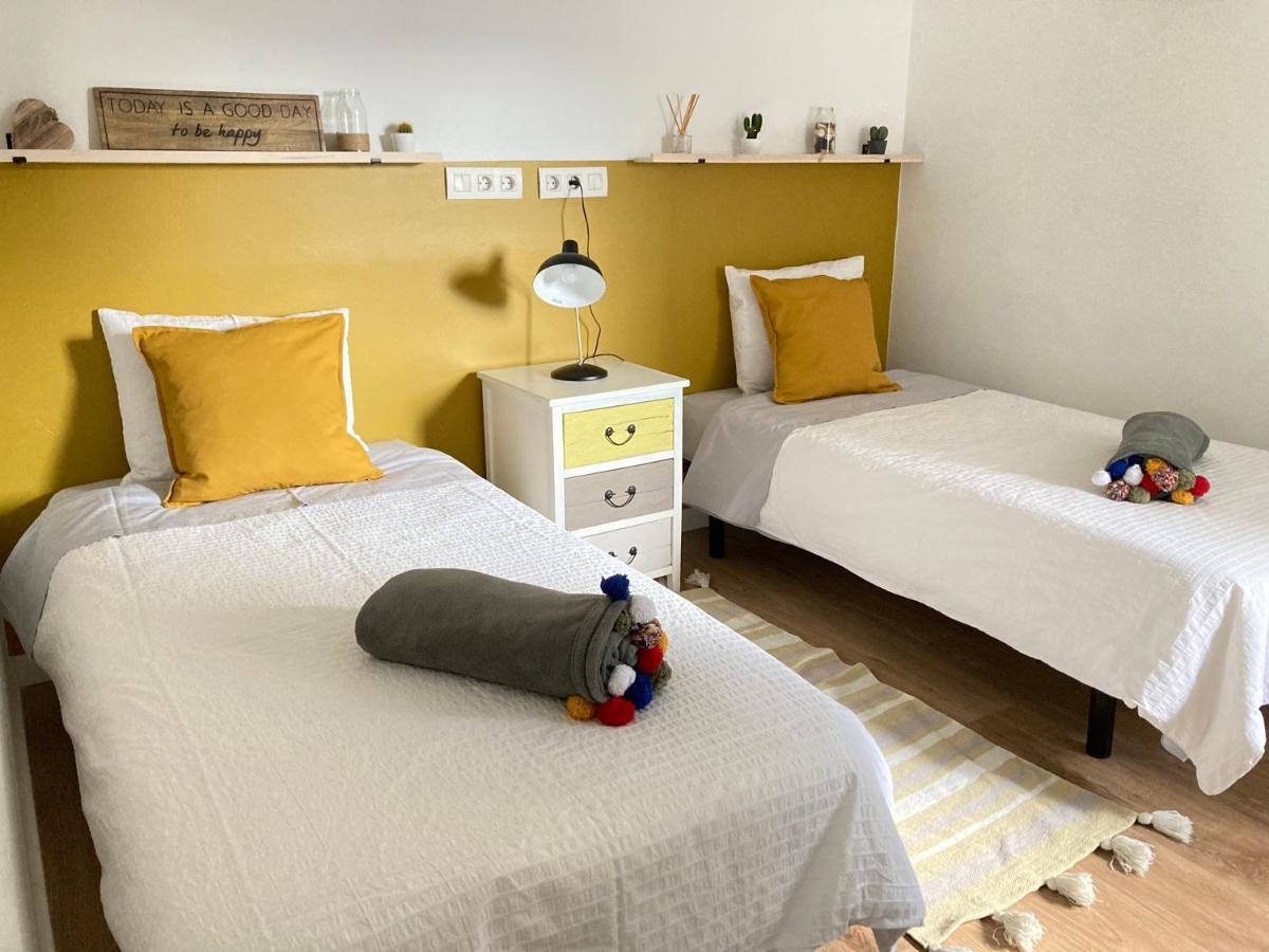 Charming Appartement In The Heart Of バルセロナ エクステリア 写真