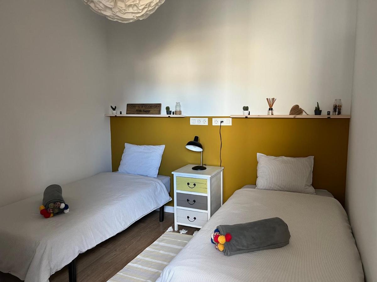 Charming Appartement In The Heart Of バルセロナ エクステリア 写真