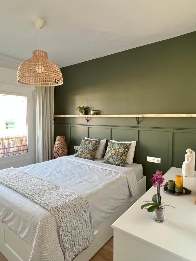 Charming Appartement In The Heart Of バルセロナ エクステリア 写真