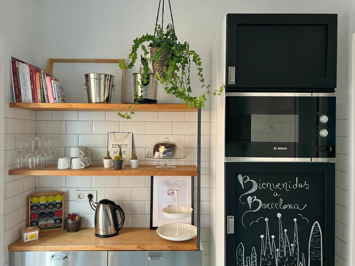Charming Appartement In The Heart Of バルセロナ エクステリア 写真
