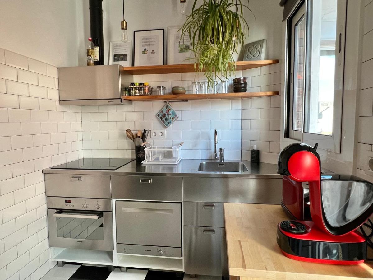 Charming Appartement In The Heart Of バルセロナ エクステリア 写真